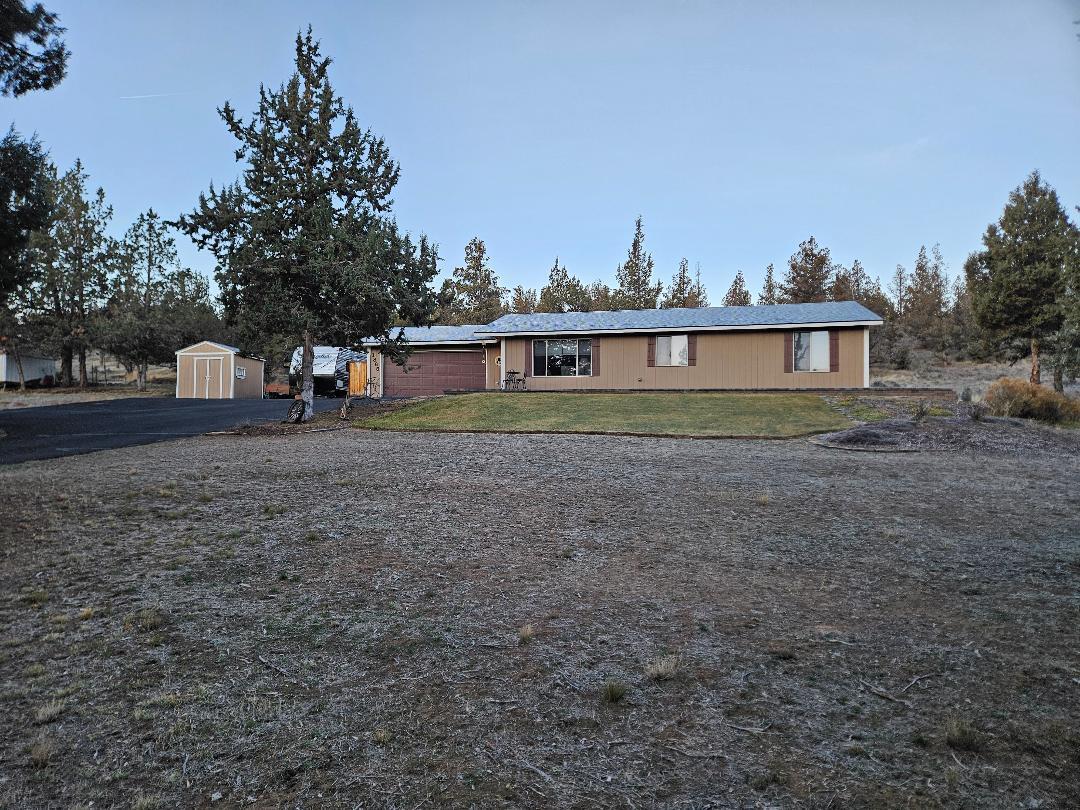 Prineville, Oregon, 97754, United States, 3 Bedrooms Bedrooms, ,2 BathroomsBathrooms,Residential,For Sale,2009678