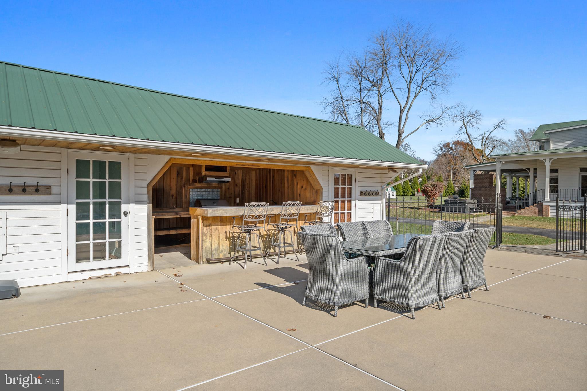 La Plata, Maryland, 20646, United States, 5 Bedrooms Bedrooms, ,4 BathroomsBathrooms,Residential,For Sale,1990245