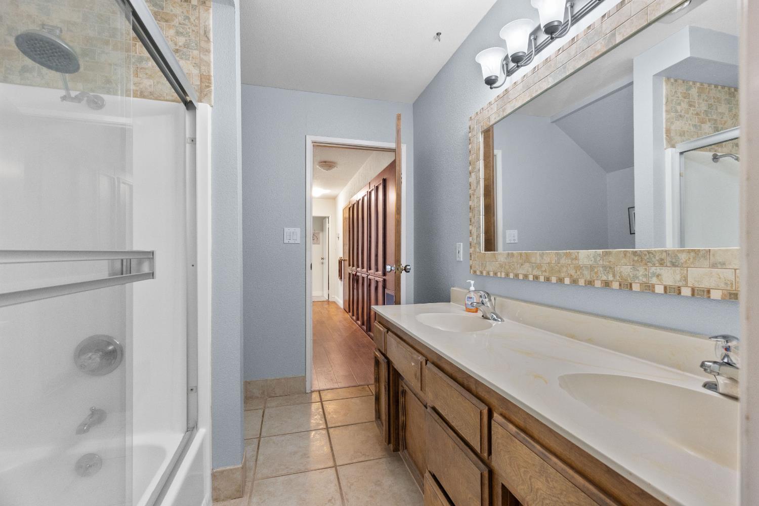 Colfax, California, 95713, United States, 4 Bedrooms Bedrooms, ,3 BathroomsBathrooms,Residential,For Sale,1927912
