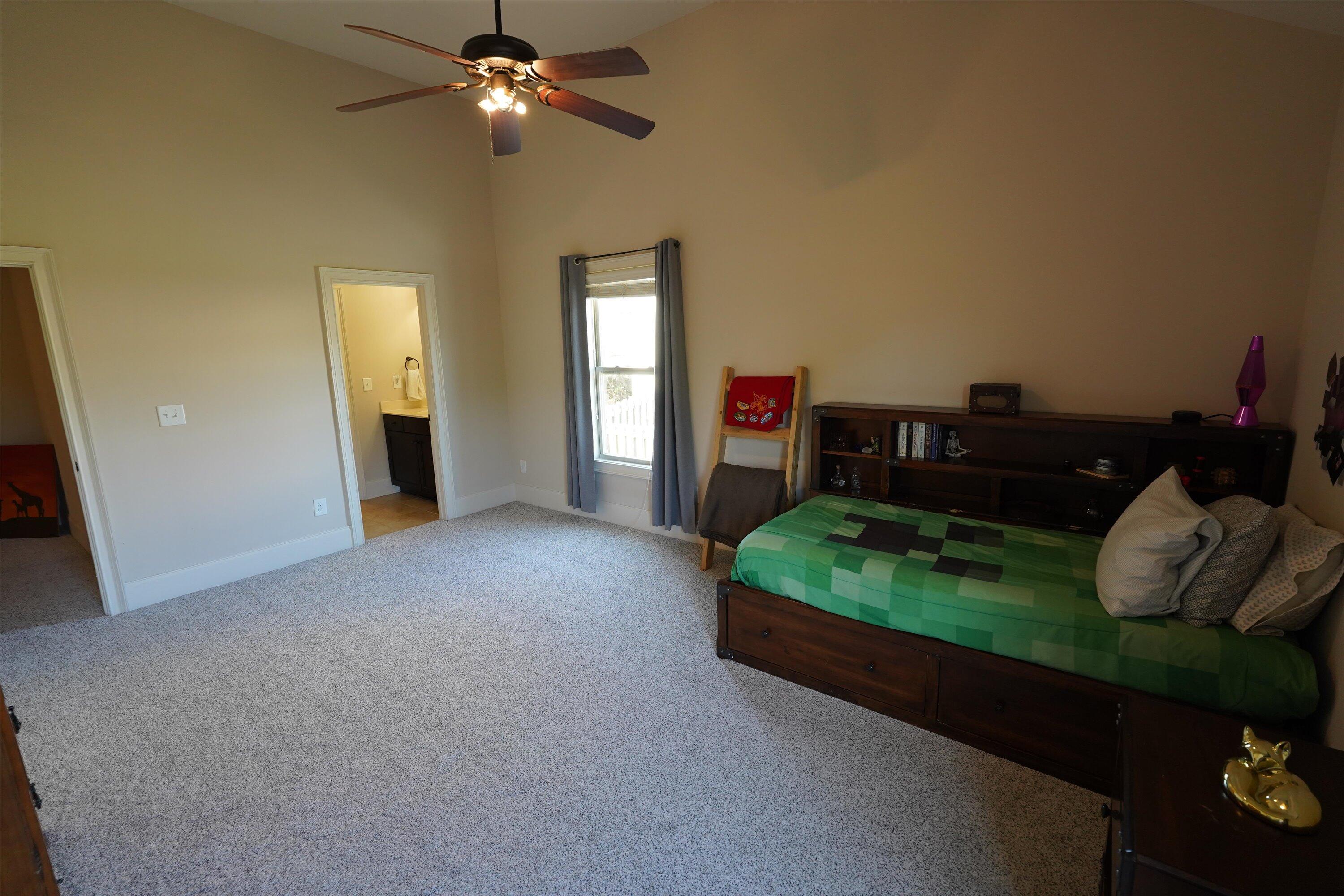 Grovetown, Georgia, 30813, United States, 5 Bedrooms Bedrooms, ,5 BathroomsBathrooms,Residential,For Sale,1975425