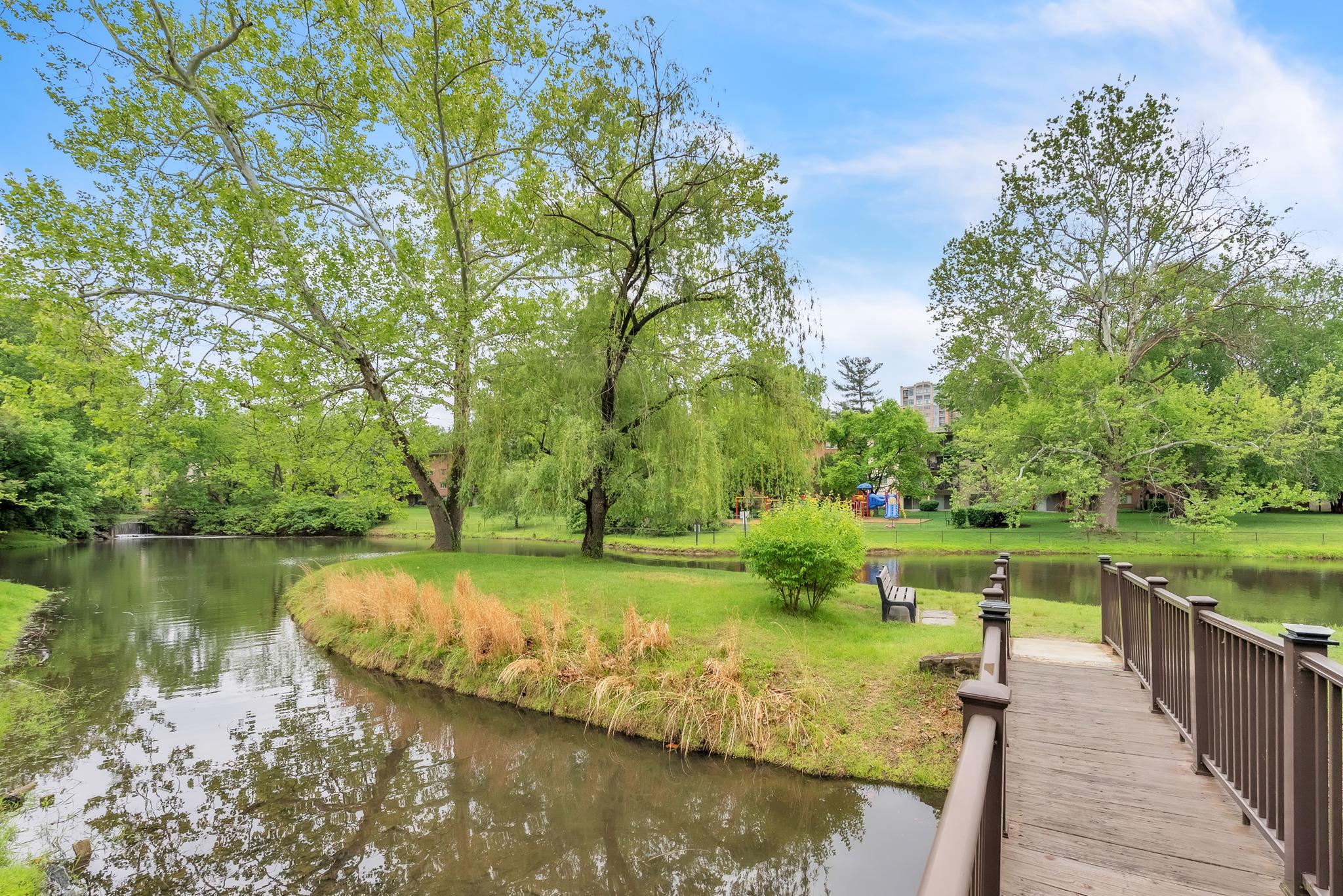 10401 Grosvenor Place, Rockville, MD, 20852 - 物件實景