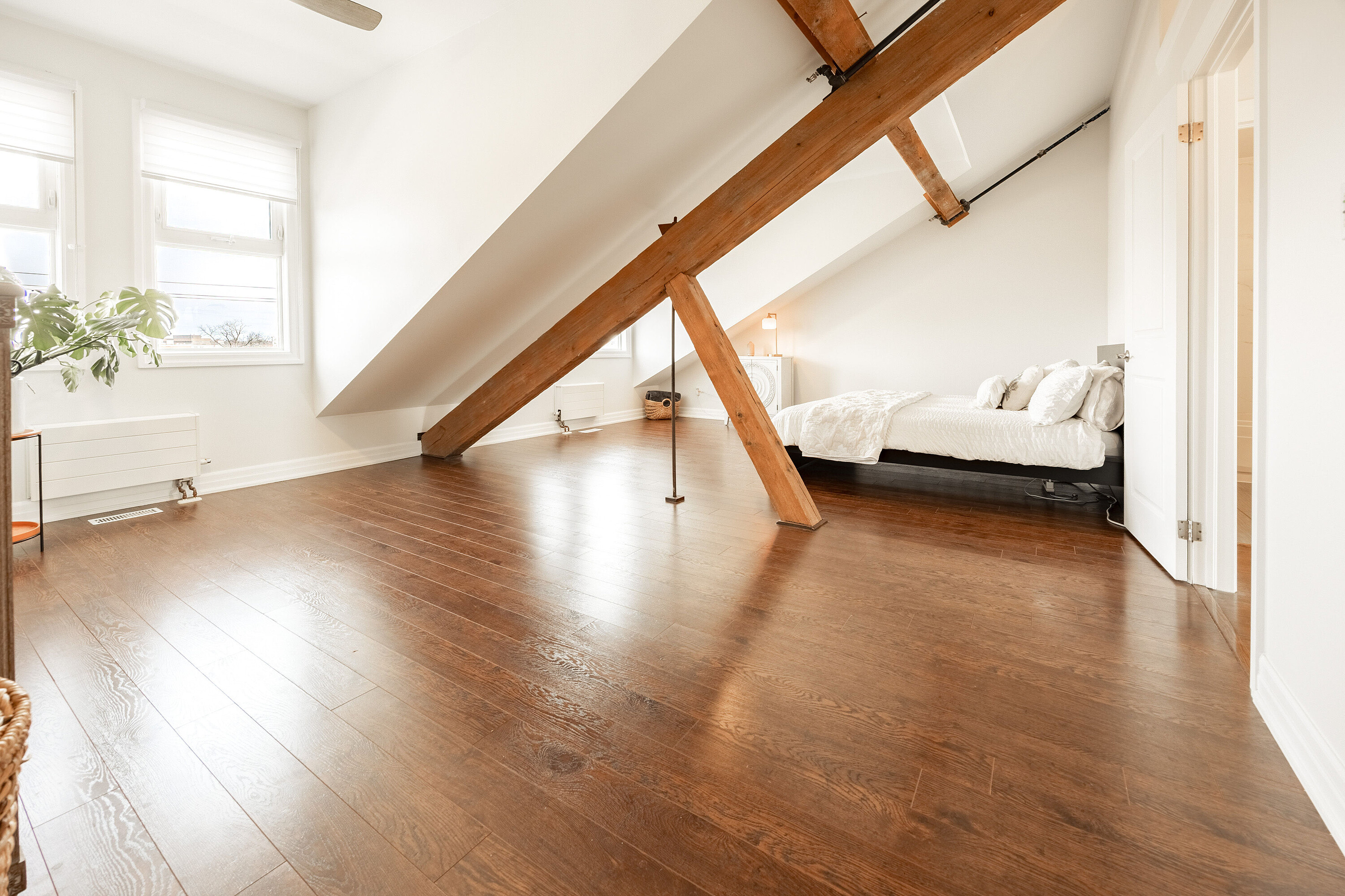  Brick & Beam Penthouse - 物件實景