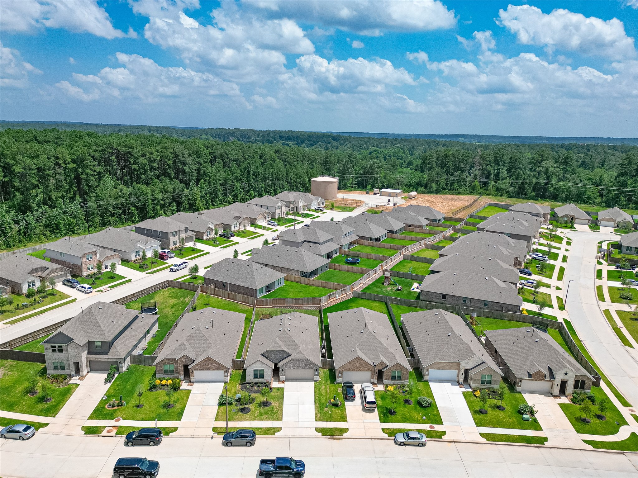  1672 Happy Valley Street - 物件實景