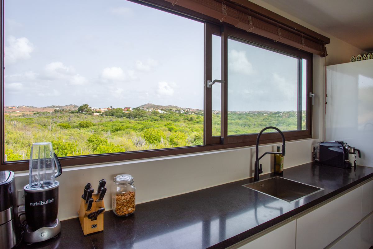 Jan Sofat, CW, 2 Bedrooms Bedrooms, ,2 BathroomsBathrooms,Residential,For Sale,1752587