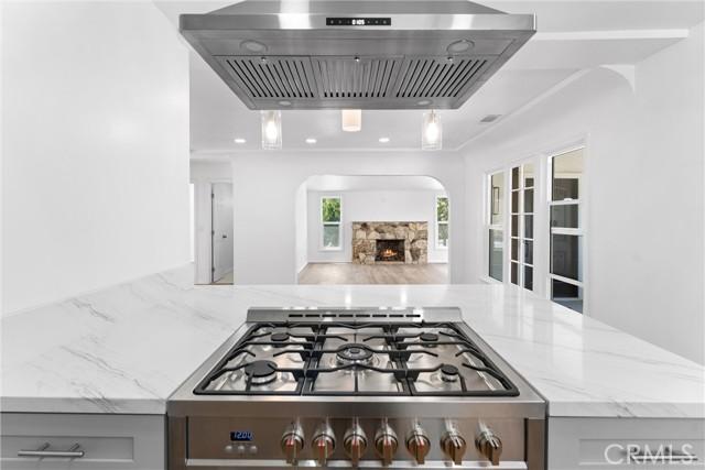 Los Angeles, California, 90043, United States, 3 Bedrooms Bedrooms, ,2 BathroomsBathrooms,Residential,For Sale,1909410