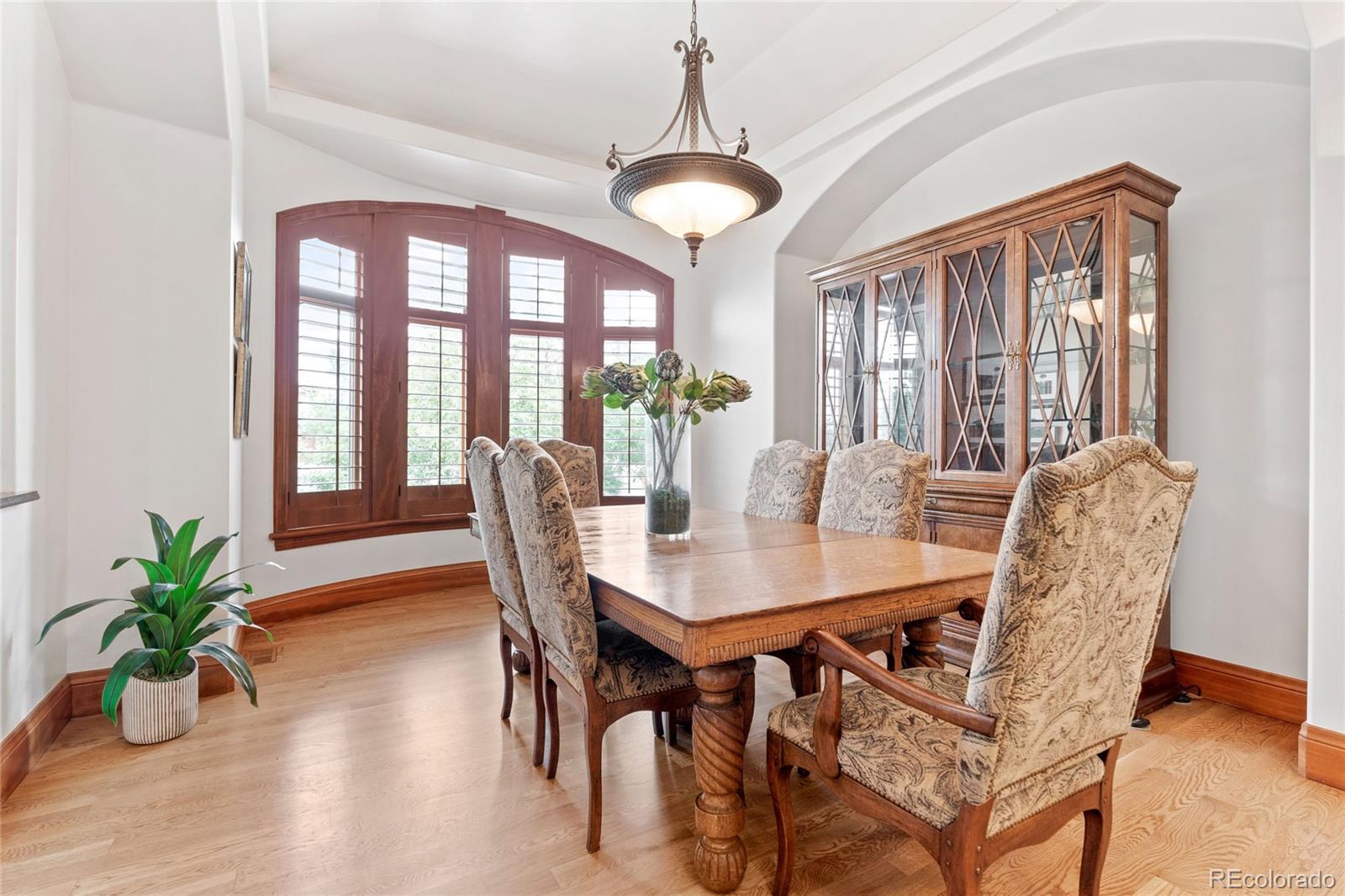 Littleton, Colorado, 80120, United States, 6 Bedrooms Bedrooms, ,7 BathroomsBathrooms,Residential,For Sale,1902050