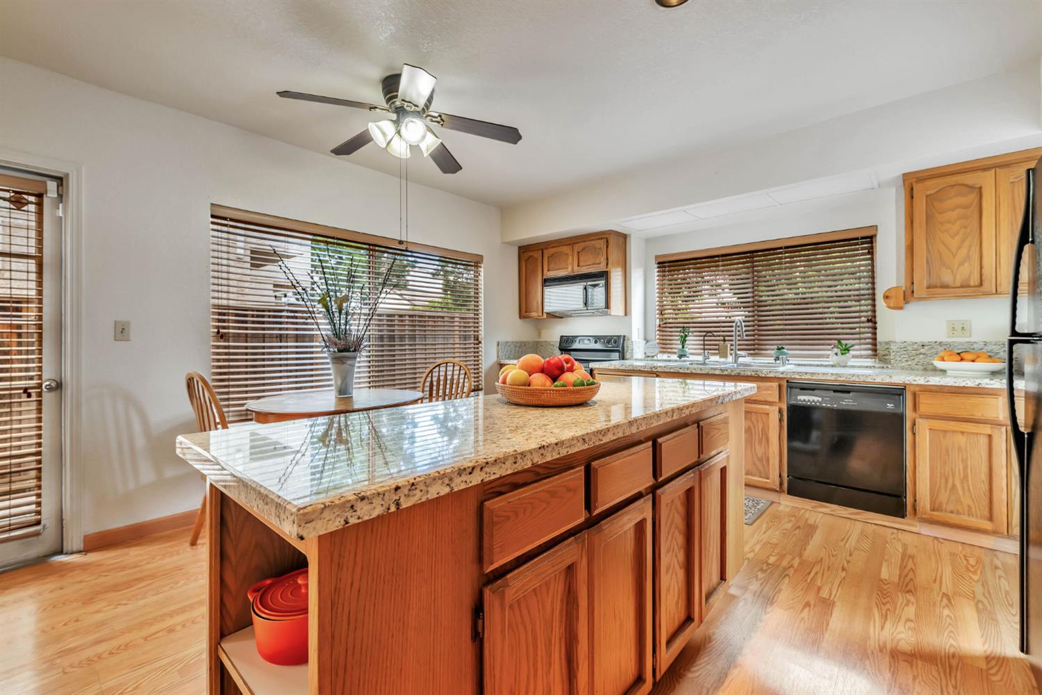 Tracy, California, 95376, United States, 4 Bedrooms Bedrooms, ,3 BathroomsBathrooms,Residential,For Sale,1949007