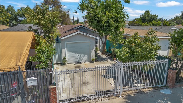 Los Angeles, California, 90059, United States, 3 Bedrooms Bedrooms, ,2 BathroomsBathrooms,Residential,For Sale,1916036