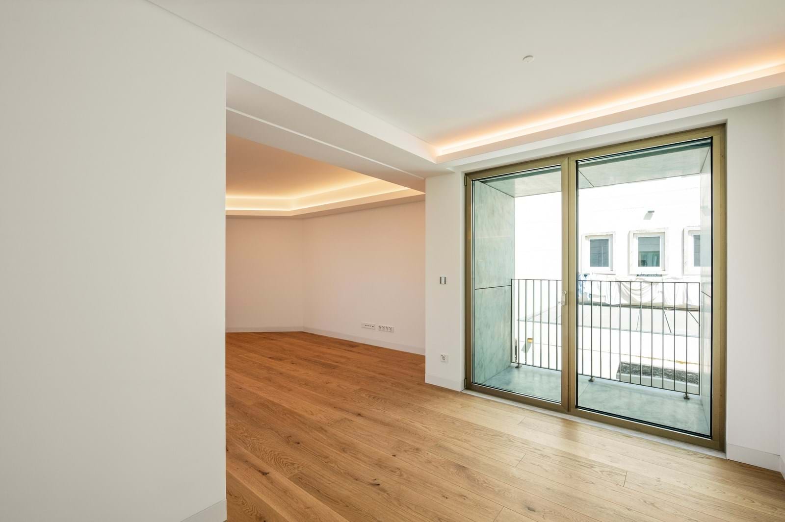 Lisboa, Lisbon, 1700-093, PT, 3 Bedrooms Bedrooms, ,3 BathroomsBathrooms,Residential,For Sale,1829446