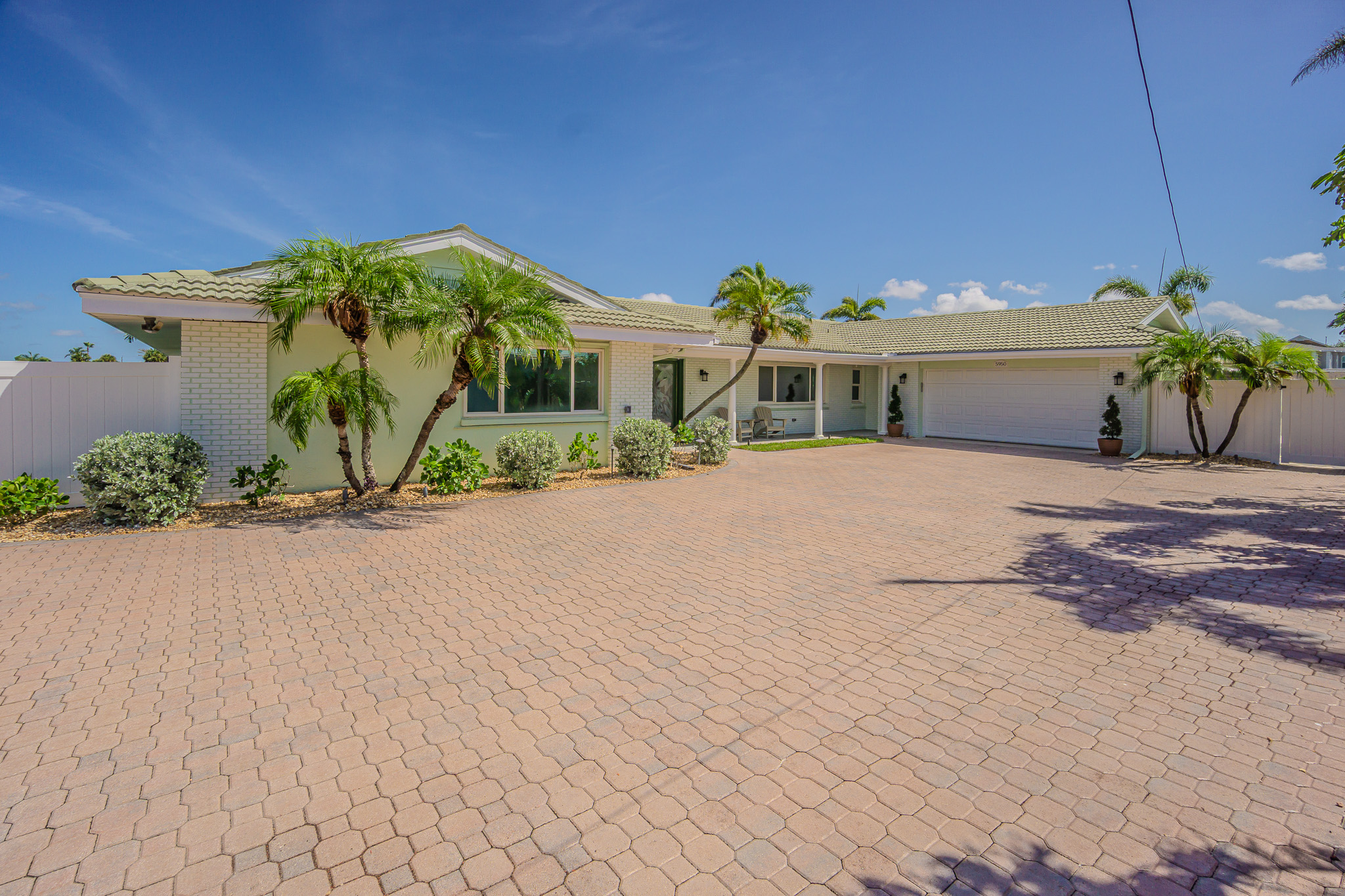 St. Pete Beach, Florida, 33706, United States, 4 Bedrooms Bedrooms, ,3 BathroomsBathrooms,Residential,For Sale,1974226