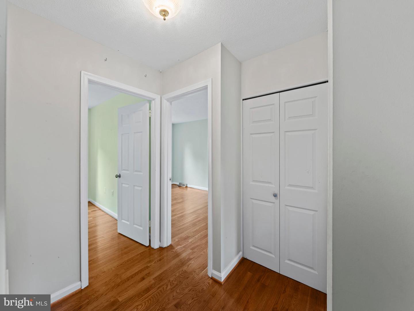 Annandale, Virginia, 22003, United States, 3 Bedrooms Bedrooms, ,4 BathroomsBathrooms,Residential,For Sale,2001924