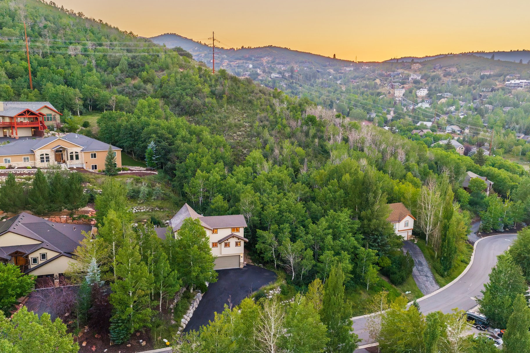  Mountain Contemporary Retreat Among the Trees in Lower Pinebrook - 物件實景