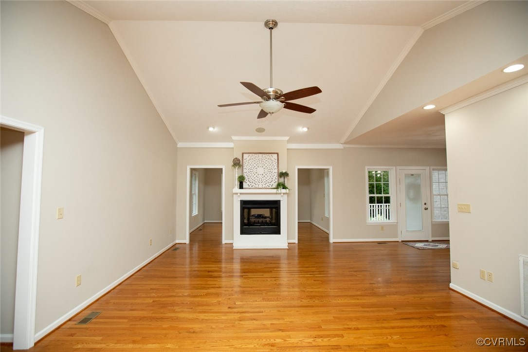 Farmville, Virginia, 23901, United States, 4 Bedrooms Bedrooms, ,5 BathroomsBathrooms,Residential,For Sale,1916348