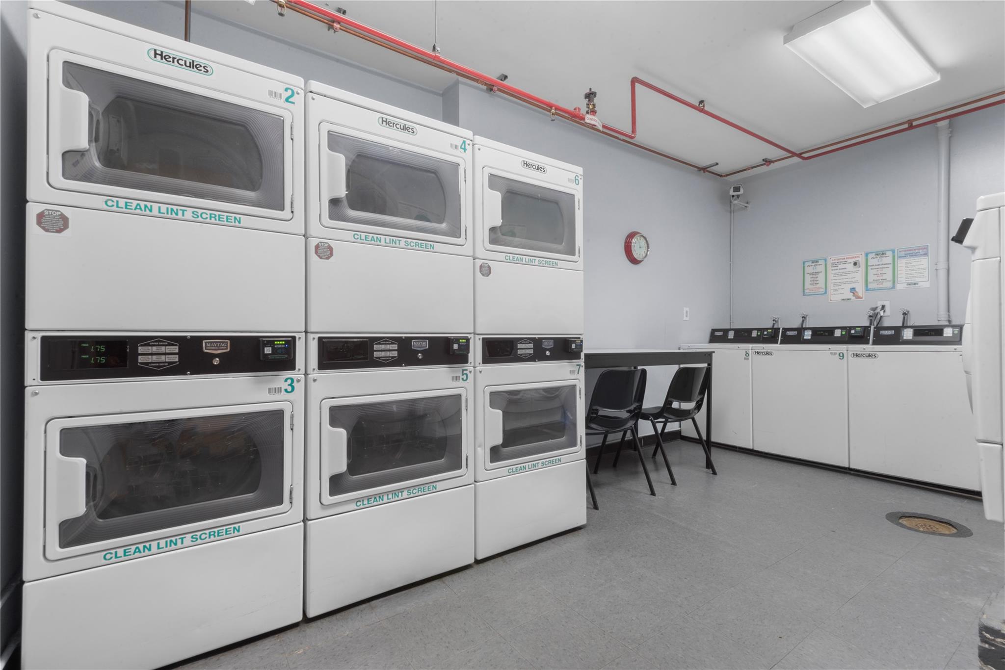 New York (Manhattan), New York, 10040, United States, 2 Bedrooms Bedrooms, ,2 BathroomsBathrooms,Residential,For Sale,1837664