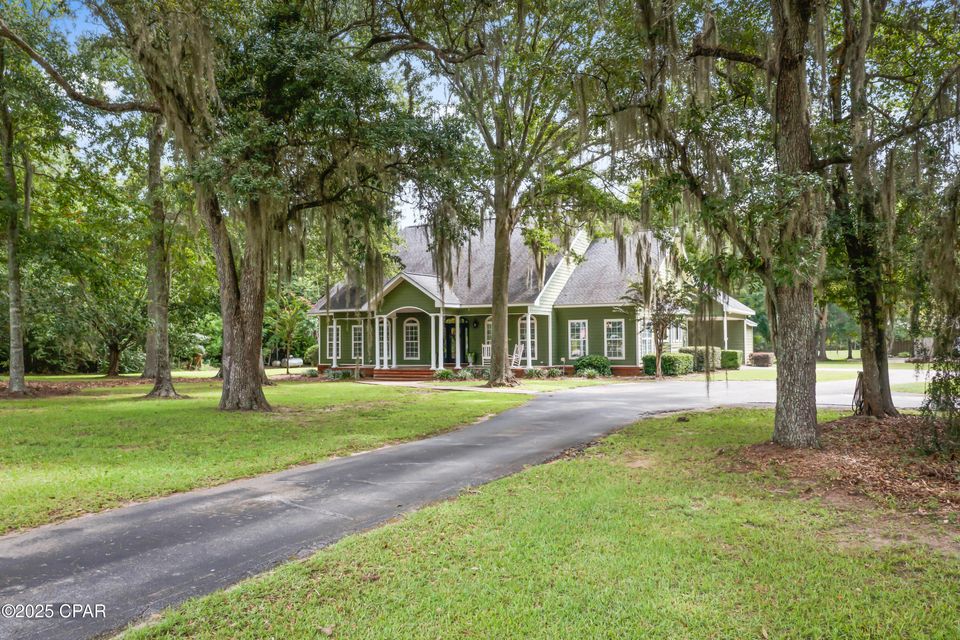Malone, Florida, 32445, United States, 3 Bedrooms Bedrooms, ,3 BathroomsBathrooms,Residential,For Sale,1974883