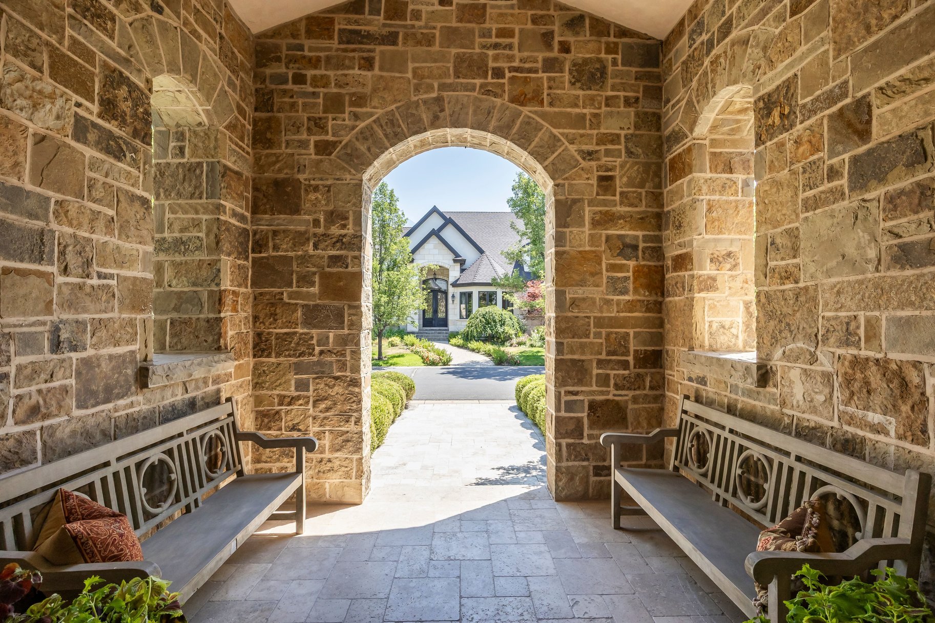  Exclusive Gated Home in Prime Holladay, UT Location - 物件實景