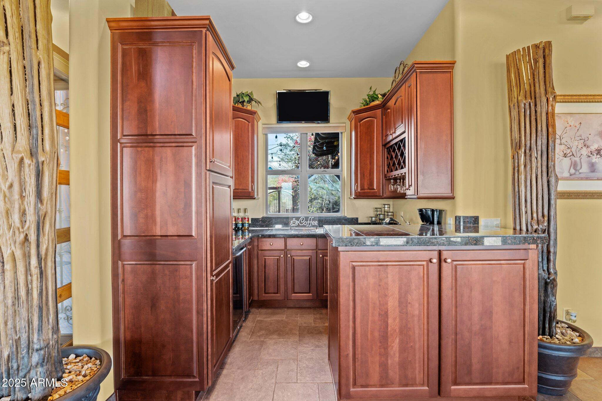 Wickenburg, Arizona, 85390, United States, 5 Bedrooms Bedrooms, ,6 BathroomsBathrooms,Residential,For Sale,1983744