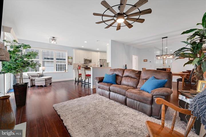 Millersville, Pennsylvania, 17551, United States, 3 Bedrooms Bedrooms, ,3 BathroomsBathrooms,Residential,For Sale,2048107