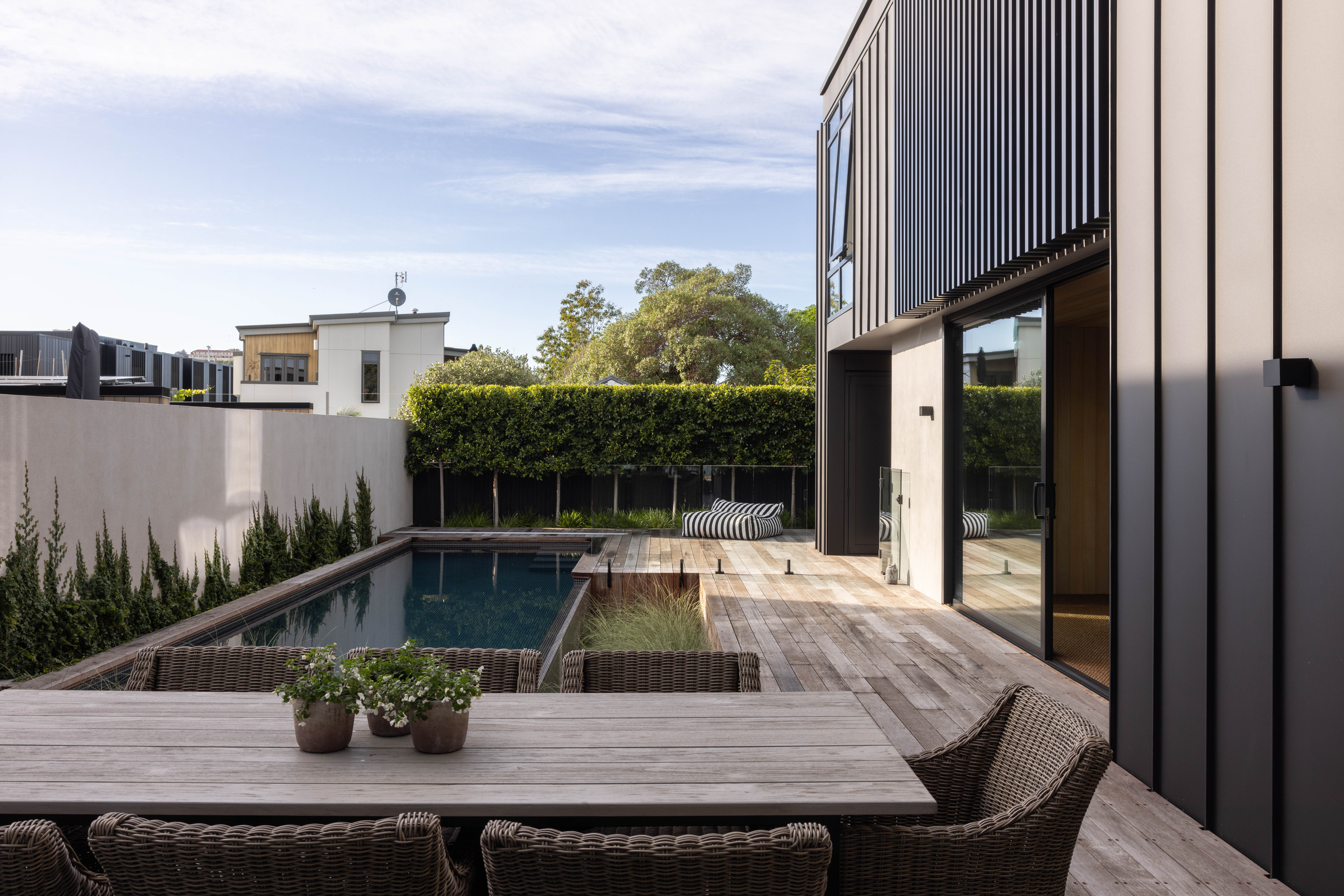  Waterfront Architectural Excellence - 物件實景