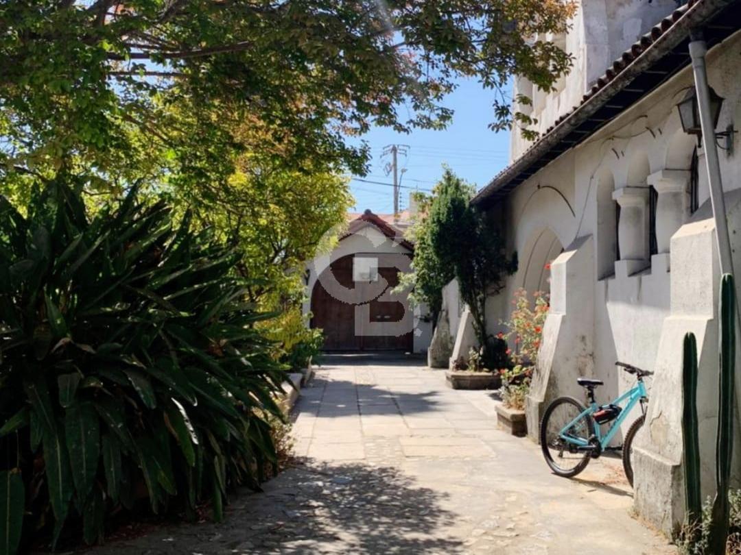 Viña Del Mar, Chile, 9 Bedrooms Bedrooms, ,5 BathroomsBathrooms,Residential,For Sale,1997042