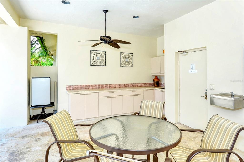 Sarasota, Florida, 34238, United States, 2 Bedrooms Bedrooms, ,2 BathroomsBathrooms,Residential,For Sale,1933155