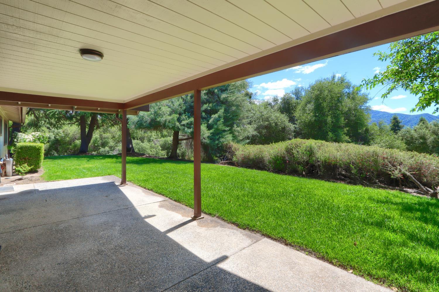 Ahwahnee, California, 93601, United States, 3 Bedrooms Bedrooms, ,2 BathroomsBathrooms,Residential,For Sale,1915922