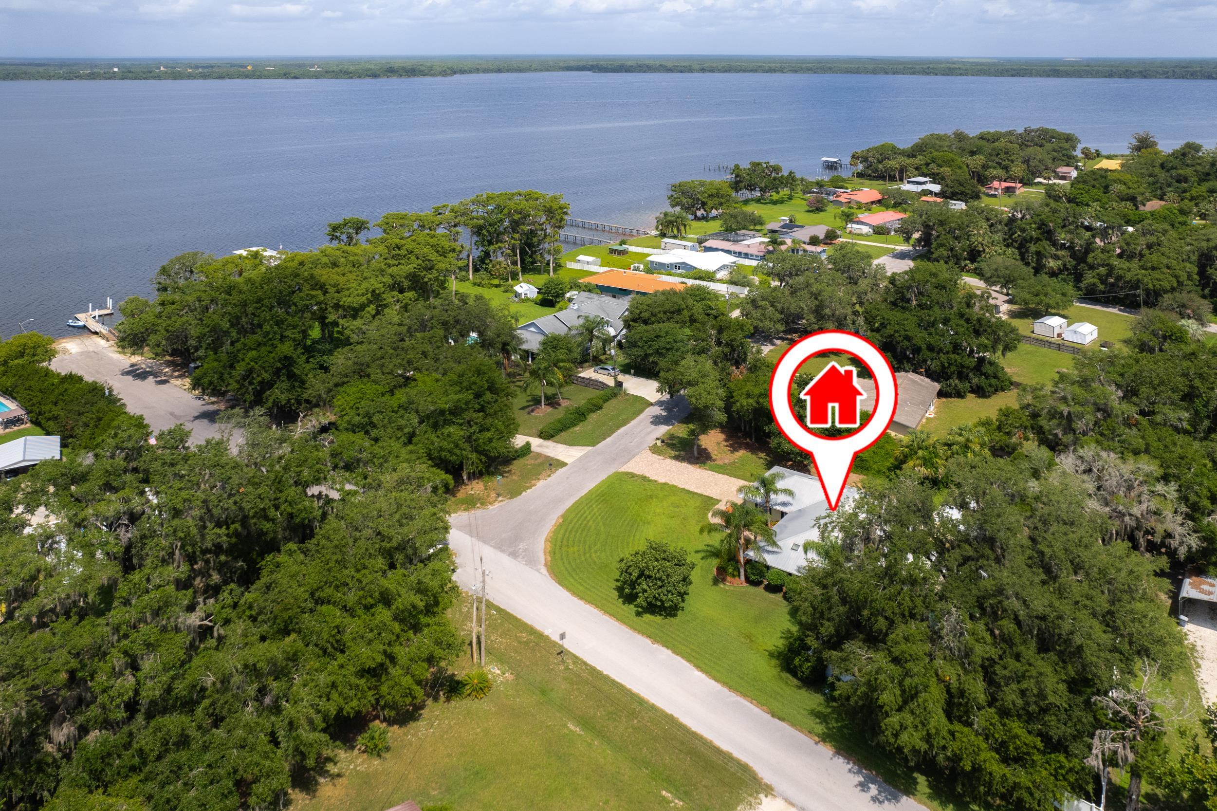 East Palatka, Florida, 32131, United States, 3 Bedrooms Bedrooms, ,2 BathroomsBathrooms,Residential,For Sale,1983358