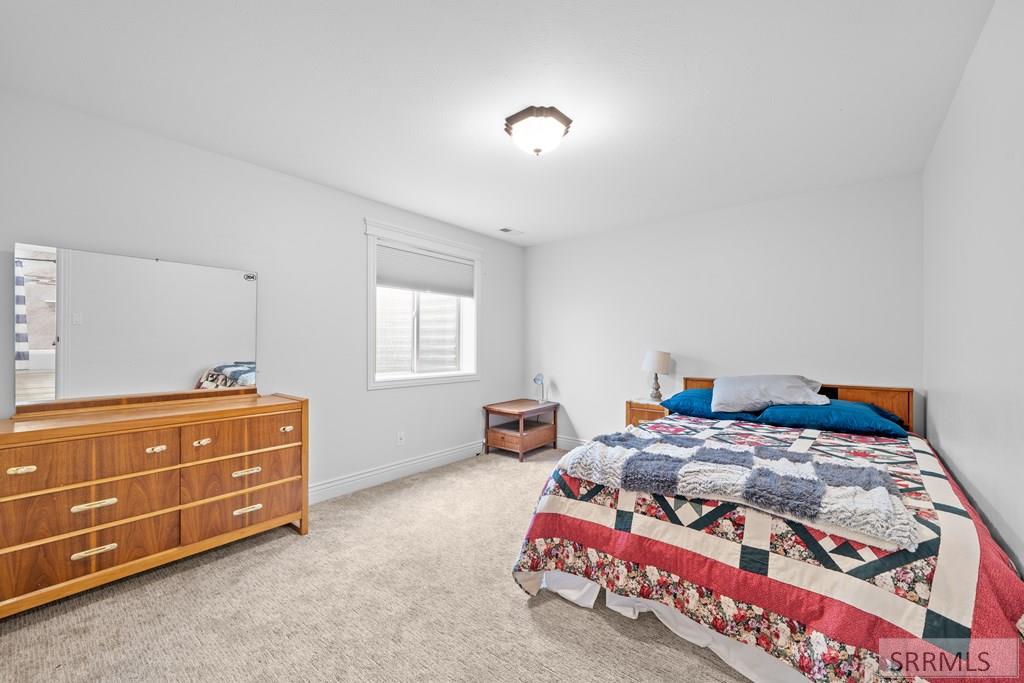 AMMON, Idaho, 83406, United States, 6 Bedrooms Bedrooms, ,3 BathroomsBathrooms,Residential,For Sale,2014866