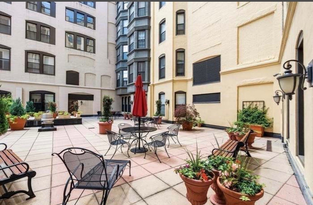 Boston, Massachusetts, 02215, United States, 1 Bedroom Bedrooms, ,1 BathroomBathrooms,Residential,For Sale,1795304