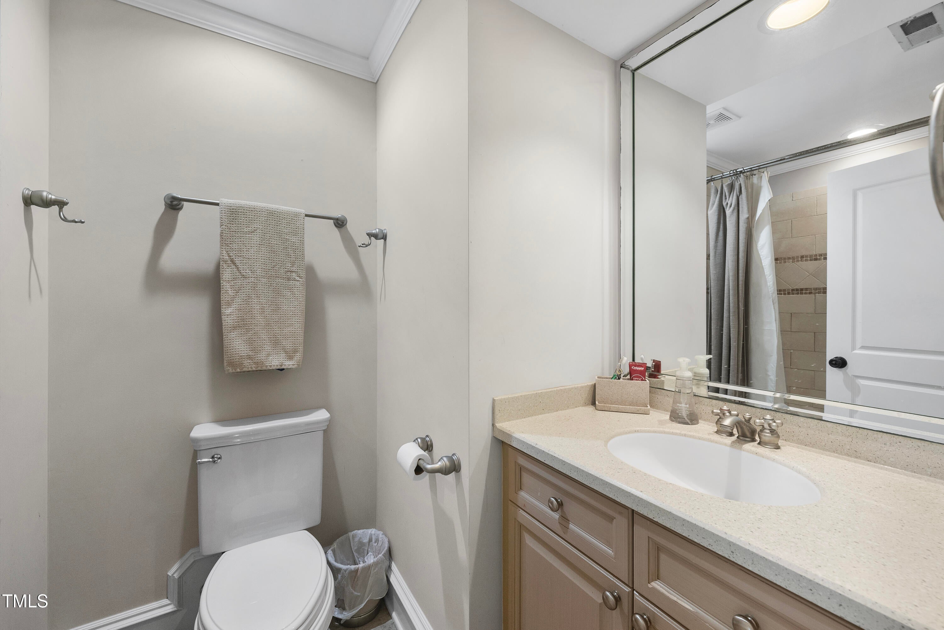 Wake Forest, North Carolina, 27587, United States, 5 Bedrooms Bedrooms, ,4 BathroomsBathrooms,Residential,For Sale,1838008