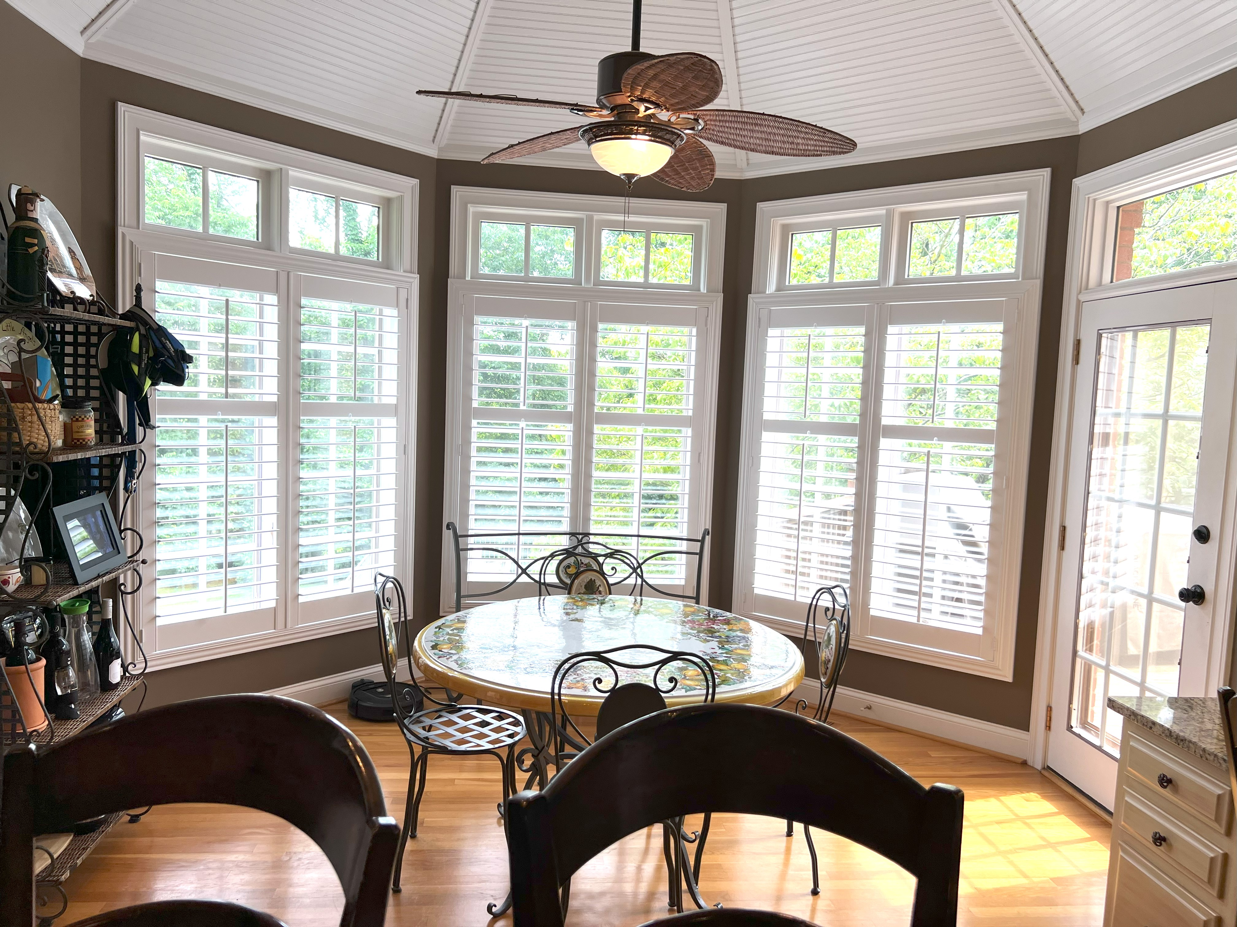 Frankfort, Kentucky, 40601, United States, 5 Bedrooms Bedrooms, ,4 BathroomsBathrooms,Residential,For Sale,1983551