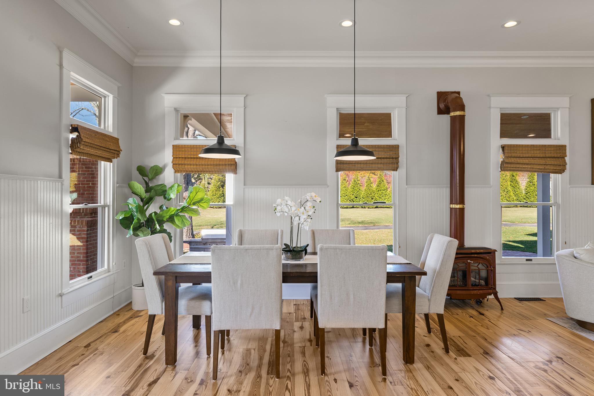 La Plata, Maryland, 20646, United States, 5 Bedrooms Bedrooms, ,4 BathroomsBathrooms,Residential,For Sale,1990245