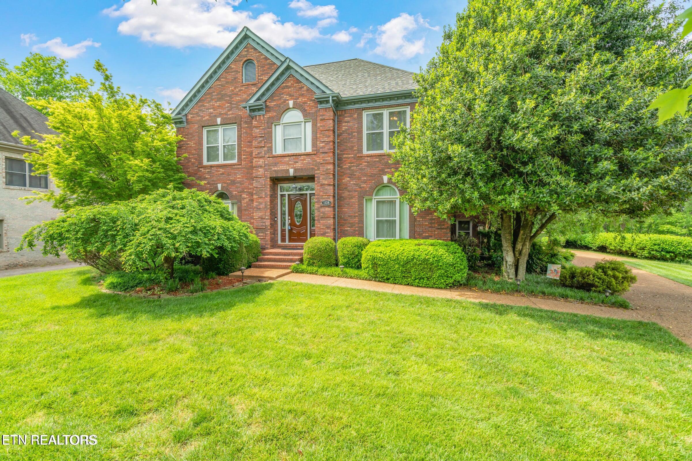 Kingston, Tennessee, 37763, United States, 3 Bedrooms Bedrooms, ,3 BathroomsBathrooms,Residential,For Sale,1897842