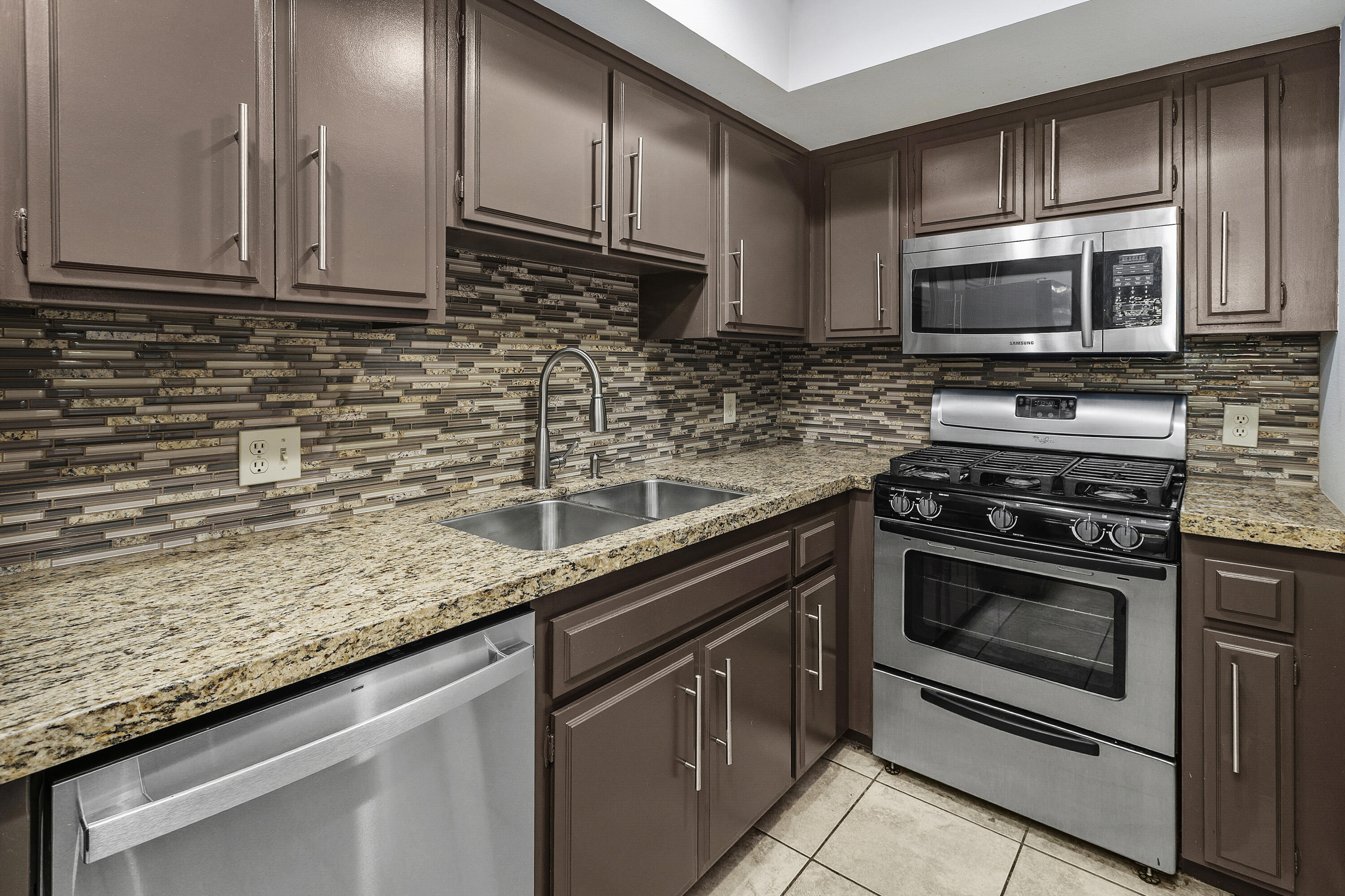 Palm Springs, California, 92264, United States, 3 Bedrooms Bedrooms, ,2 BathroomsBathrooms,Residential,For Sale,1998935