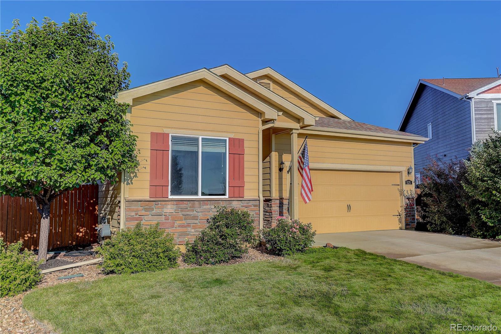 Dacono, Colorado, 80514, United States, 3 Bedrooms Bedrooms, ,2 BathroomsBathrooms,Residential,For Sale,1939654