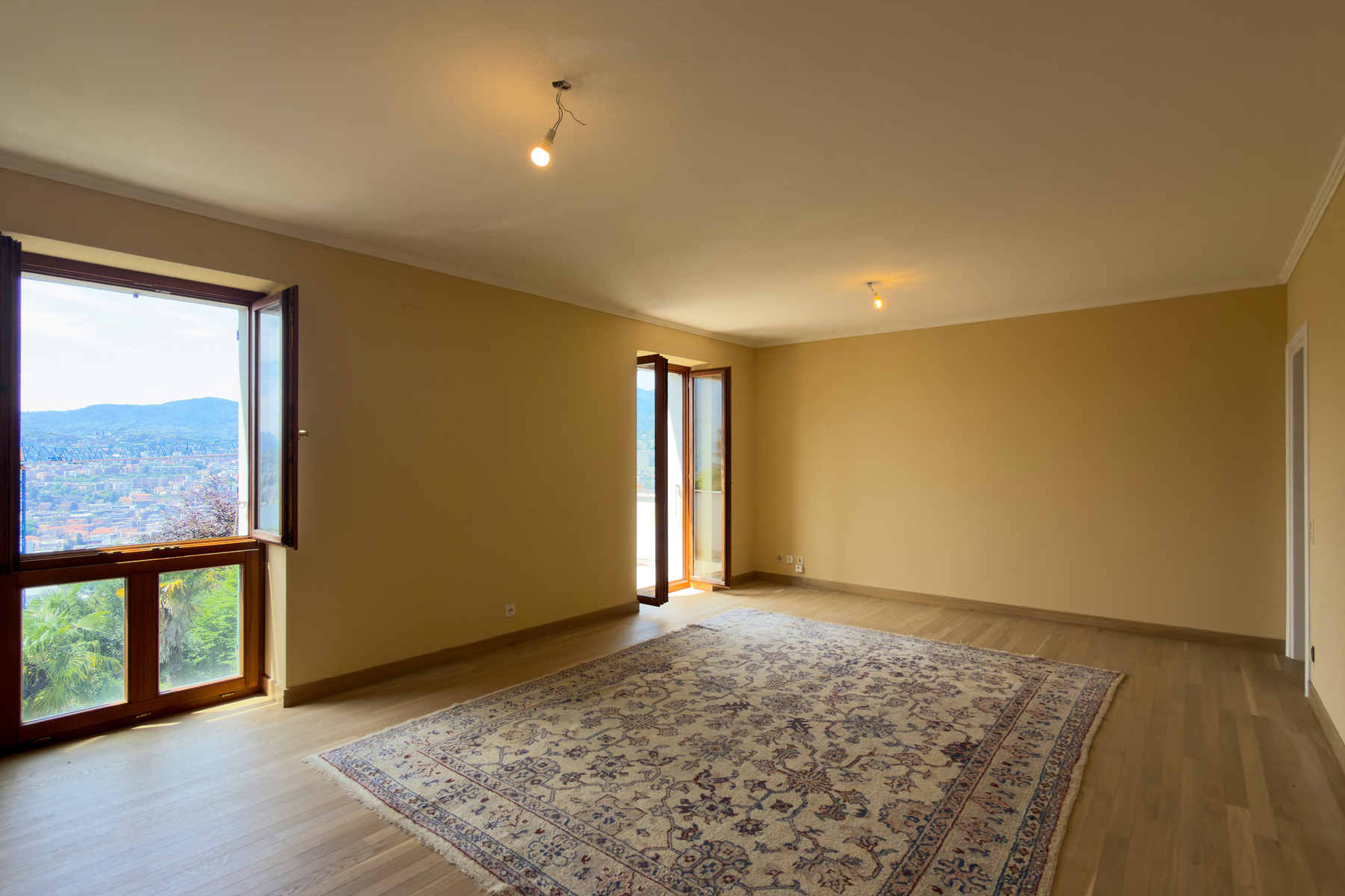  Elegant apartment with breathtaking lake views - 物件實景