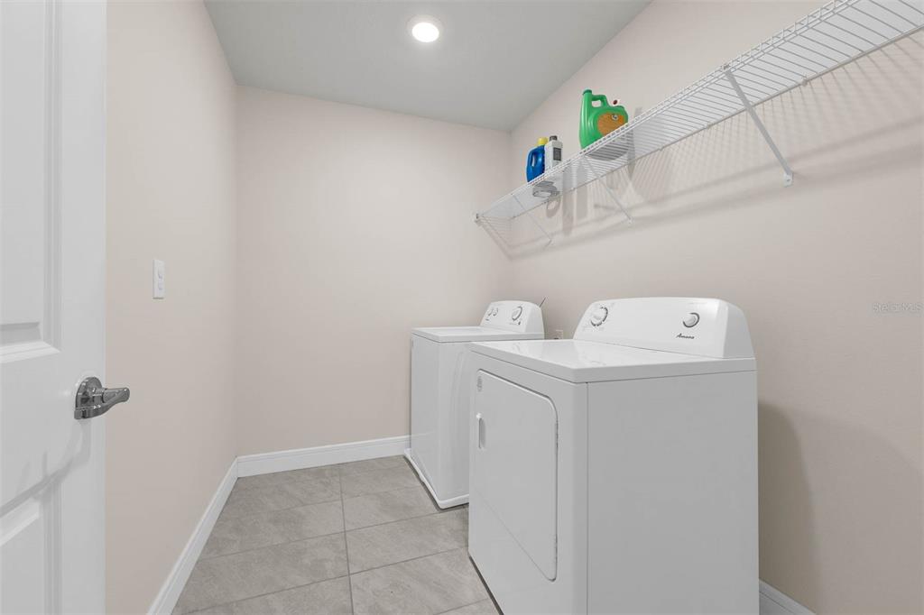 Clermont, Florida, 34714, United States, 5 Bedrooms Bedrooms, ,3 BathroomsBathrooms,Residential,For Sale,1875978