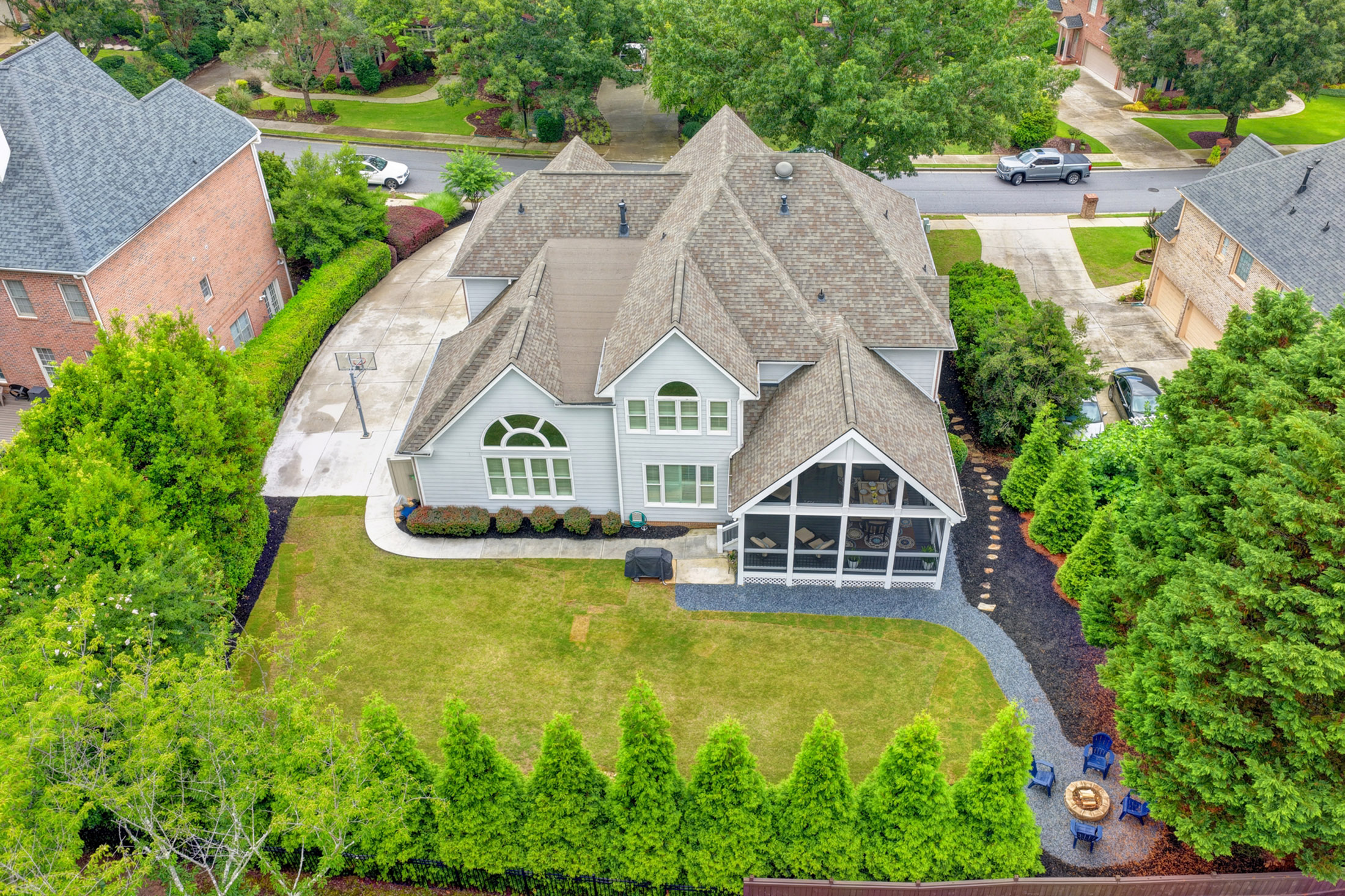  Stunning, Fully Renovated Glen Abbey Home Nestled in the Heart of Alpharetta - 物件實景