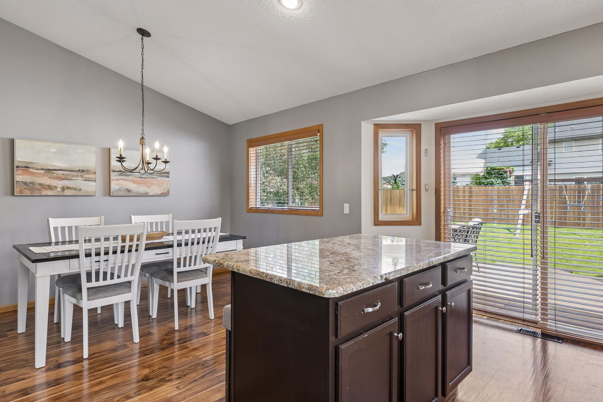  Sophisticated Comfort in One of Woodbury Finest Neighborhoods - 物件實景