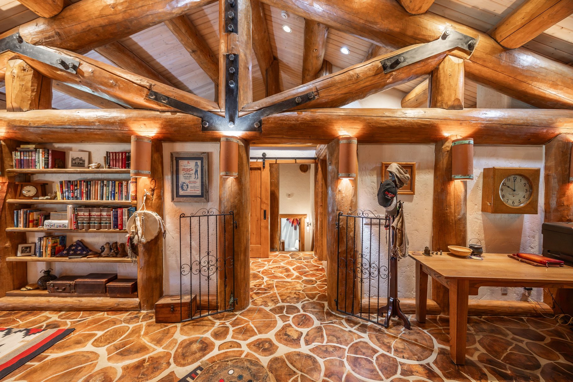  33 ACRE SOULFUL PARK CITY ESTATE WITH GRAND HOME AND GUEST HOUSE - 物件實景
