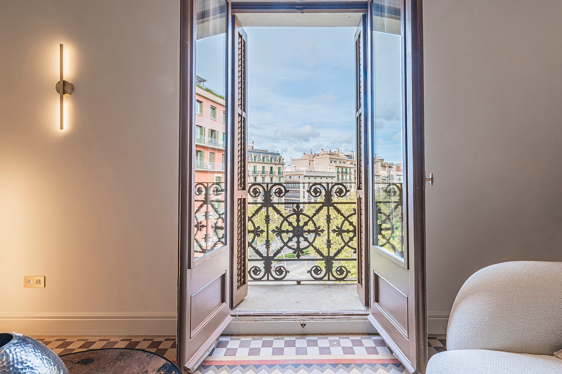  Designer Upper-Floor Apartment with Private Terrace in the Quadrat d’Or - 物件實景