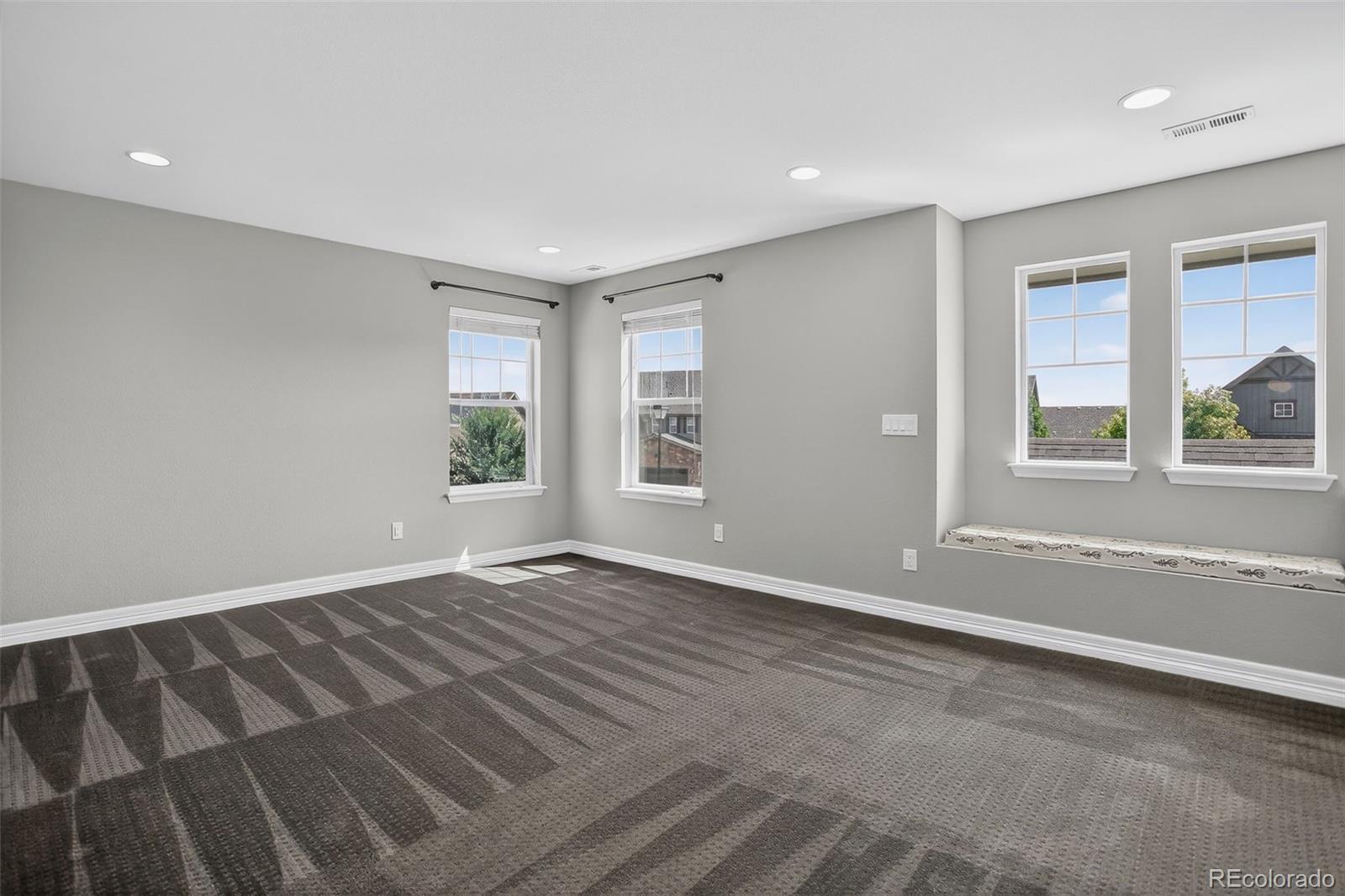 Thornton, Colorado, 80602, United States, 5 Bedrooms Bedrooms, ,3 BathroomsBathrooms,Residential,For Sale,1988172