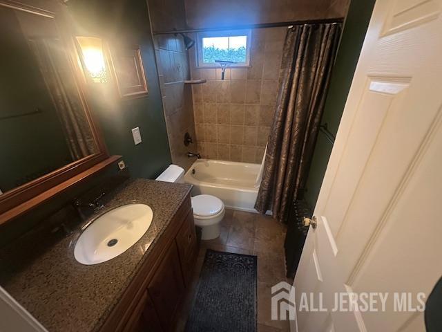North Brunswick, New Jersey, 08902, United States, 2 Bedrooms Bedrooms, ,2 BathroomsBathrooms,Residential,For Sale,1992372