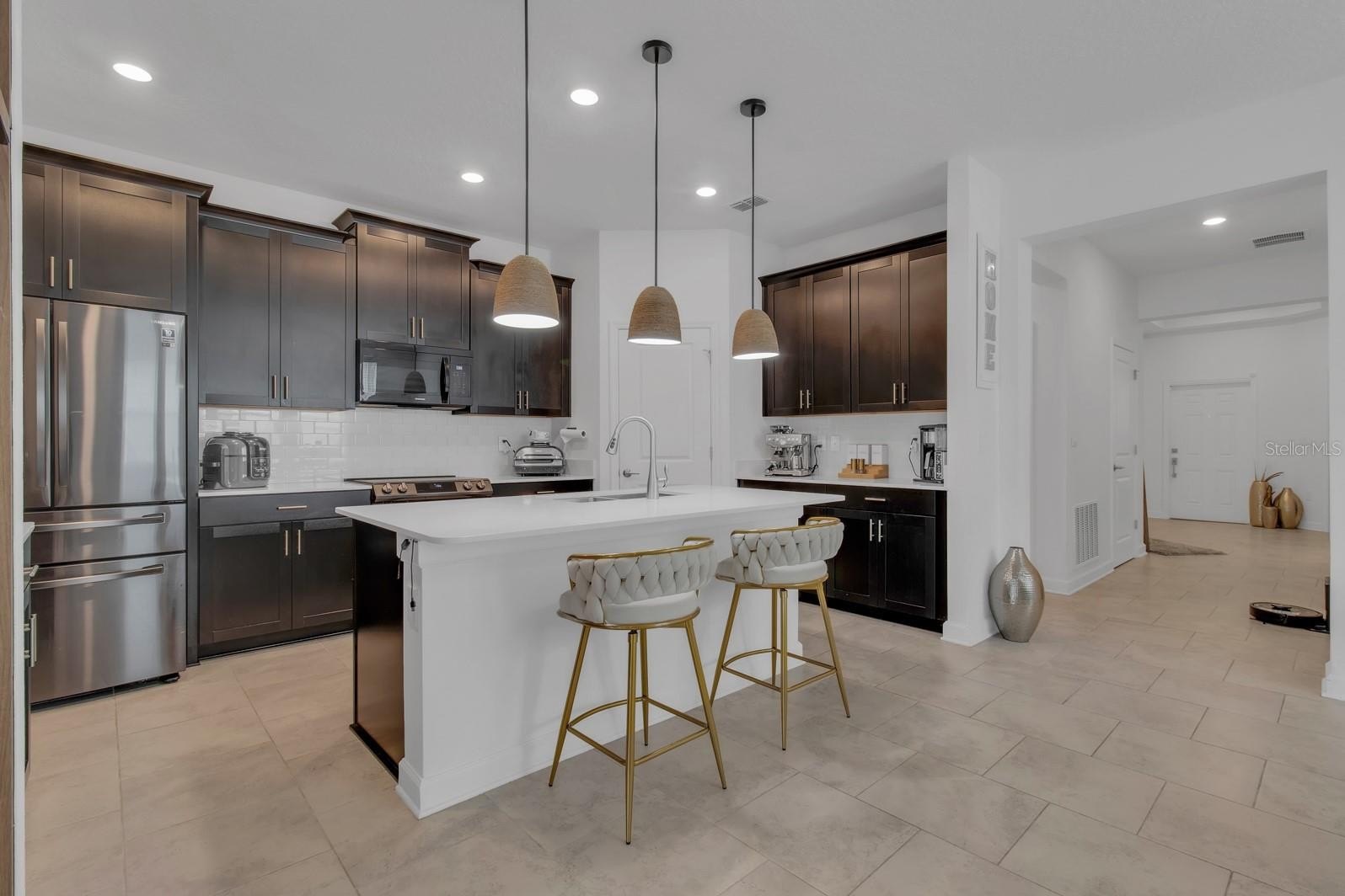 KISSIMMEE, Florida, 34744, United States, 4 Bedrooms Bedrooms, ,3 BathroomsBathrooms,Residential,For Sale,1974958