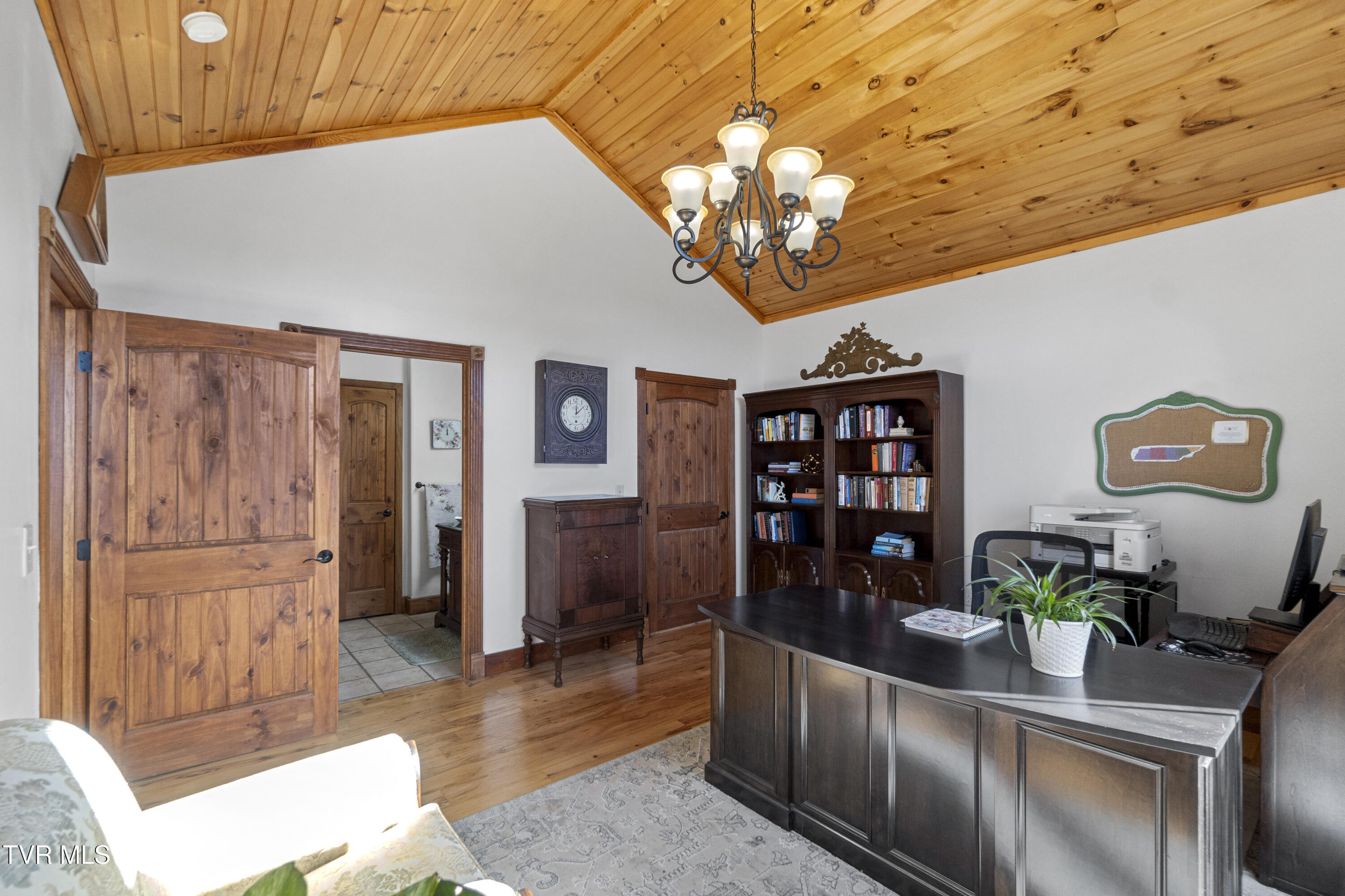 Parrottsville, Tennessee, 37843, United States, 5 Bedrooms Bedrooms, ,4 BathroomsBathrooms,Residential,For Sale,2005757