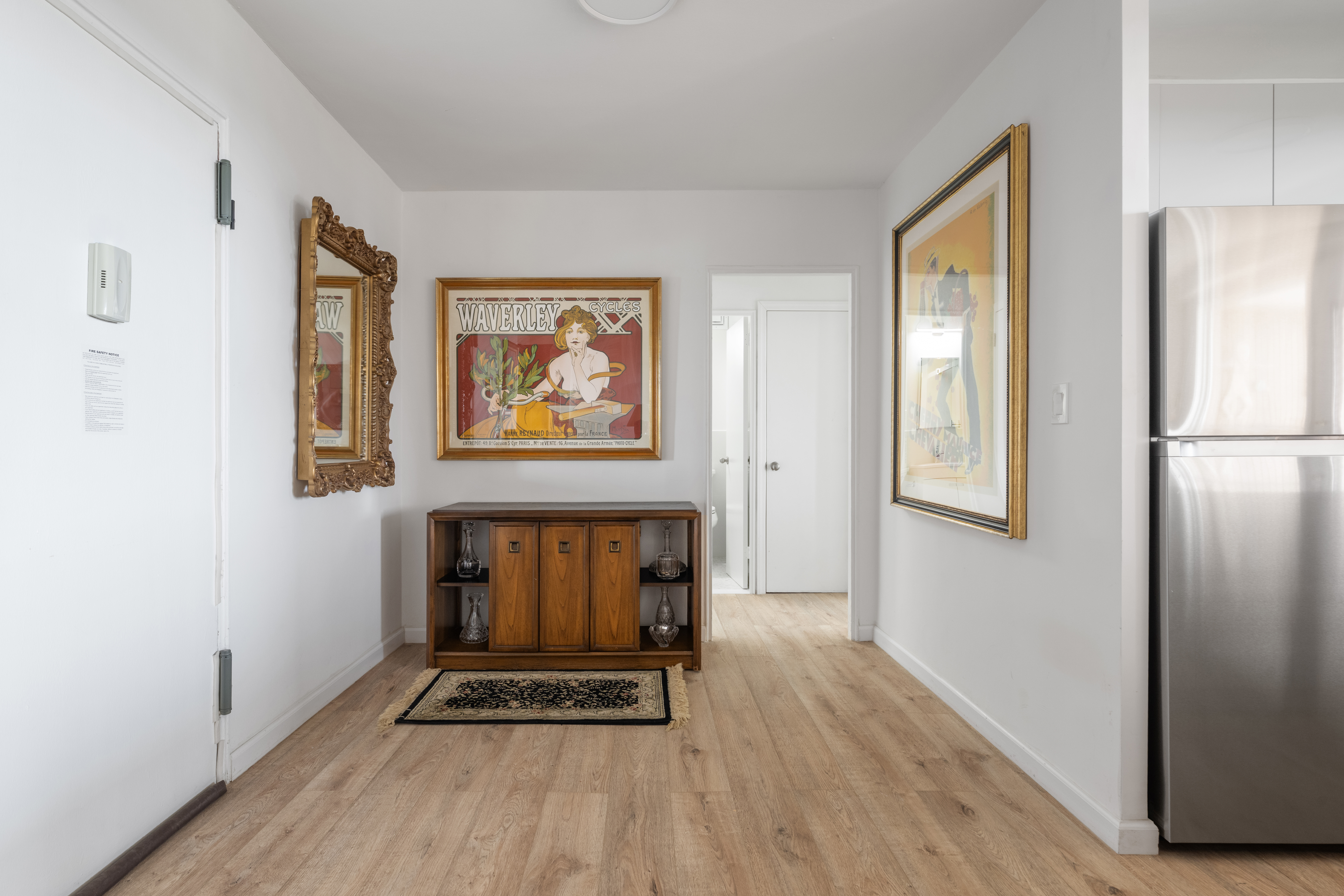  5700 Arlington Avenue - 物件實景