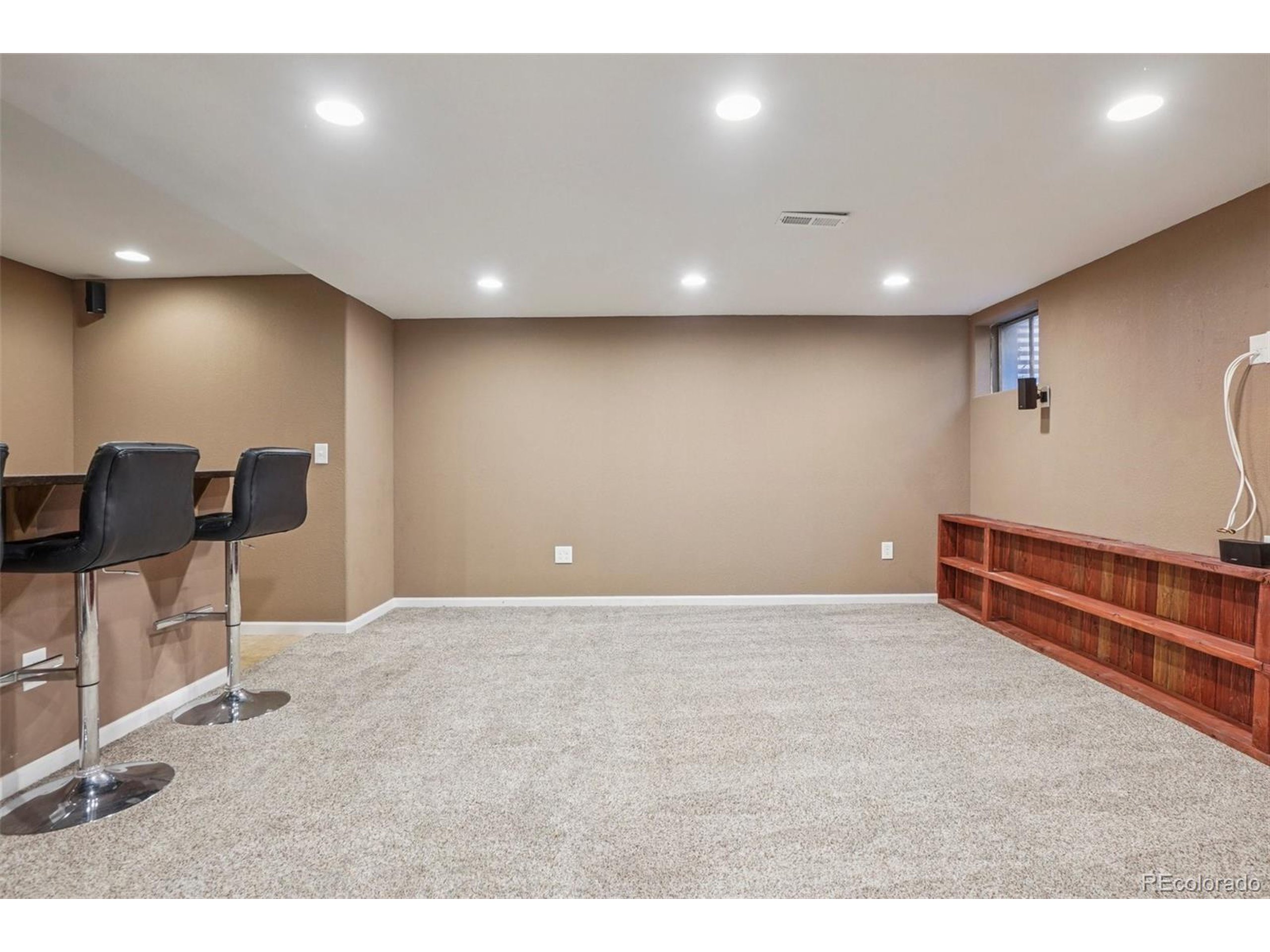 Louisville, Colorado, 80027, United States, 5 Bedrooms Bedrooms, ,1 BathroomBathrooms,Residential,For Sale,1910373
