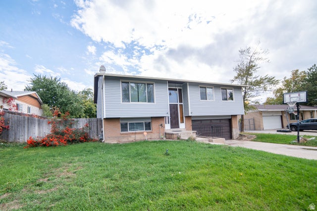 Sandy, Utah, 84093, United States, 4 Bedrooms Bedrooms, ,1 BathroomBathrooms,Residential,For Sale,2048186