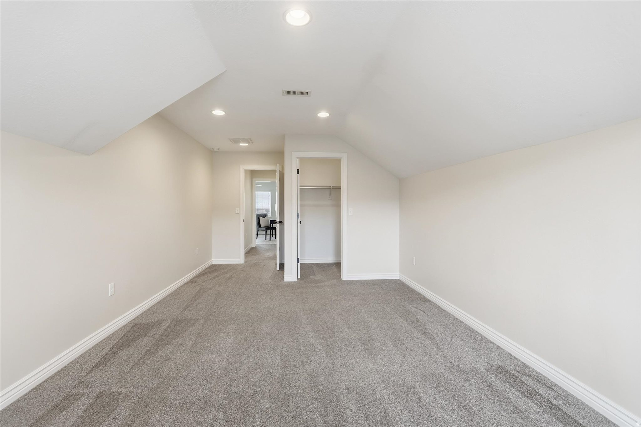 Woods Cross, Utah, 84087, United States, 6 Bedrooms Bedrooms, ,3 BathroomsBathrooms,Residential,For Sale,2002184