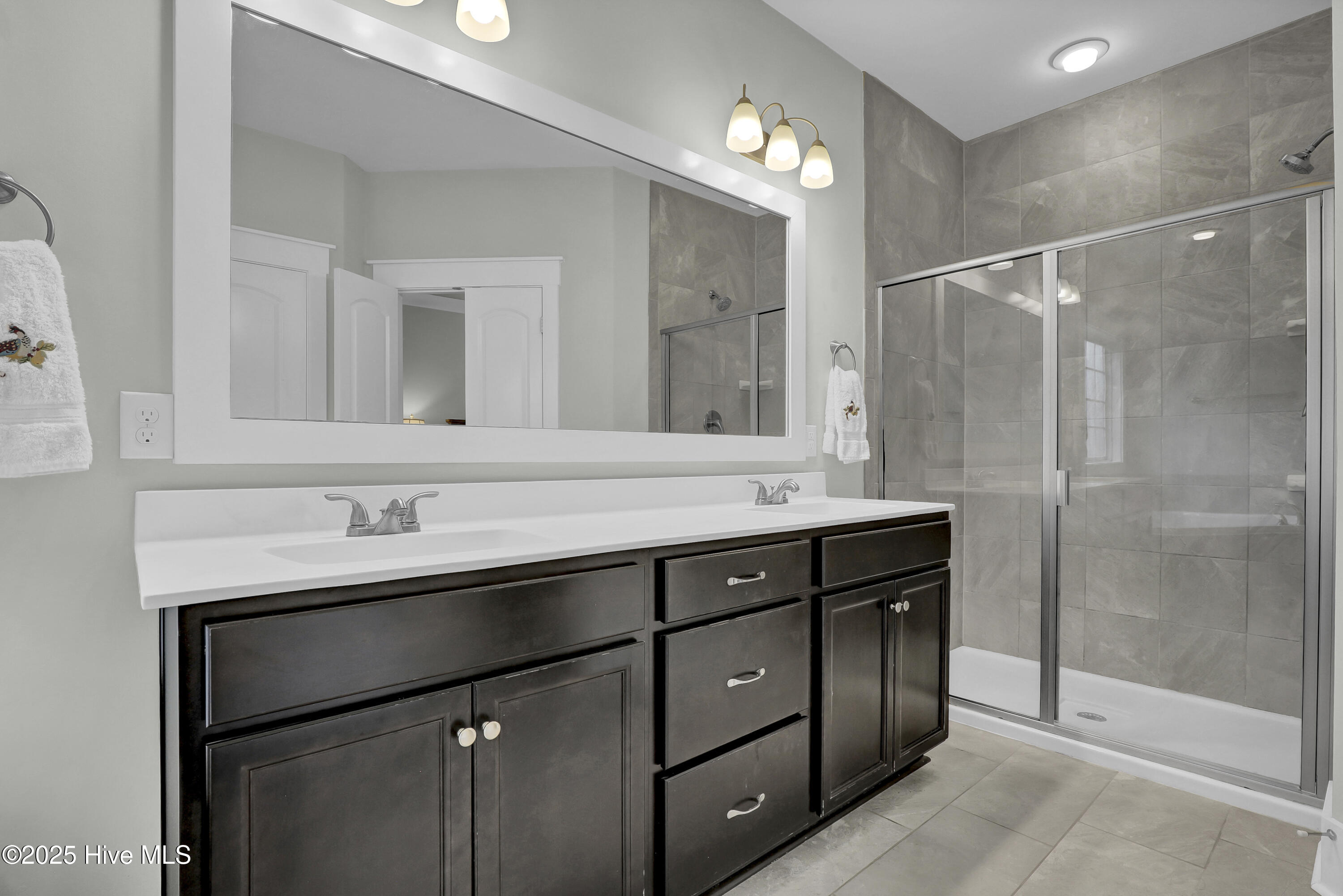 Hampstead, North Carolina, 28443, United States, 3 Bedrooms Bedrooms, ,3 BathroomsBathrooms,Residential,For Sale,1968029